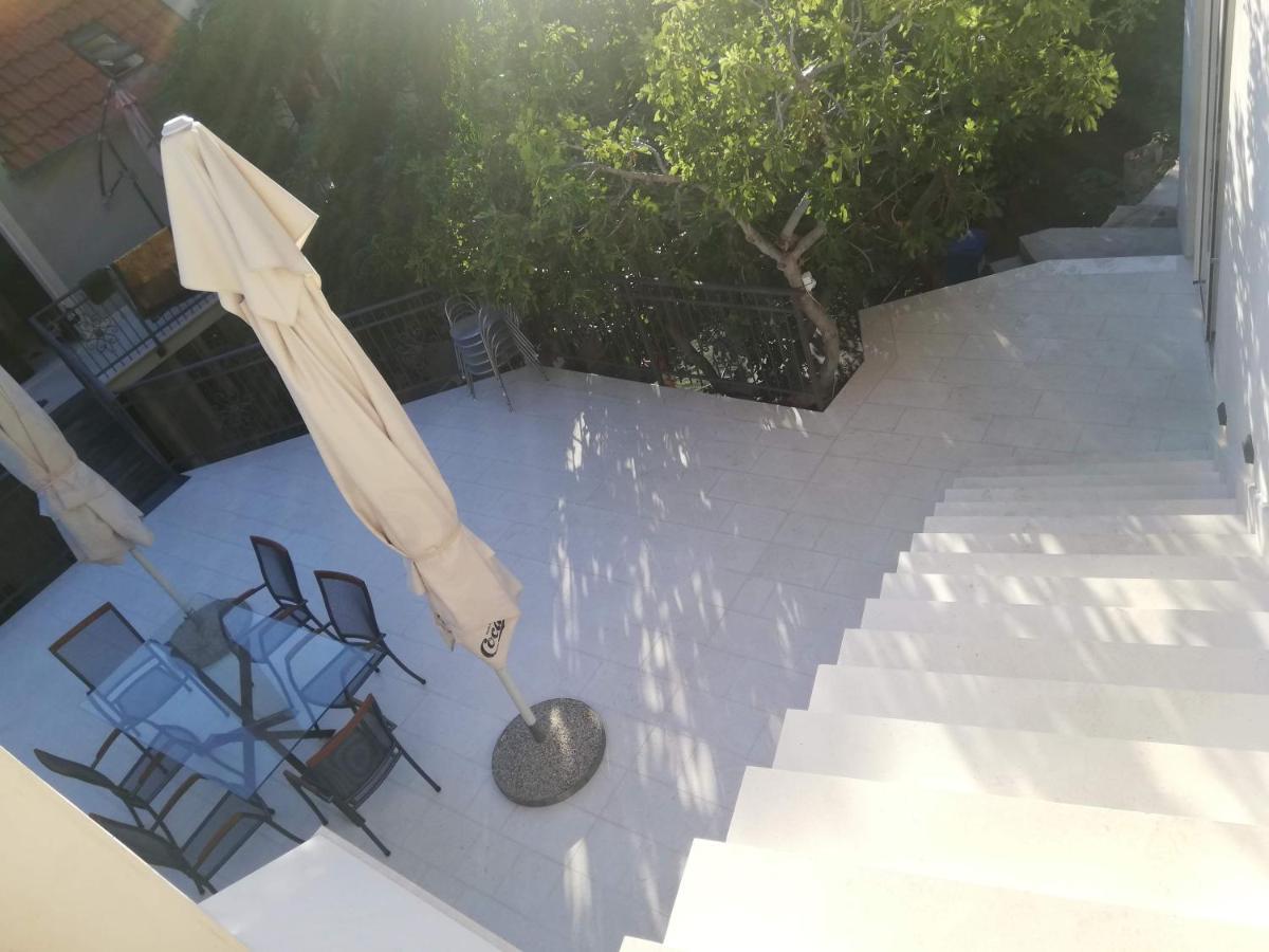 Apartament Bika *